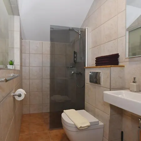 Riverside Kamp alanı